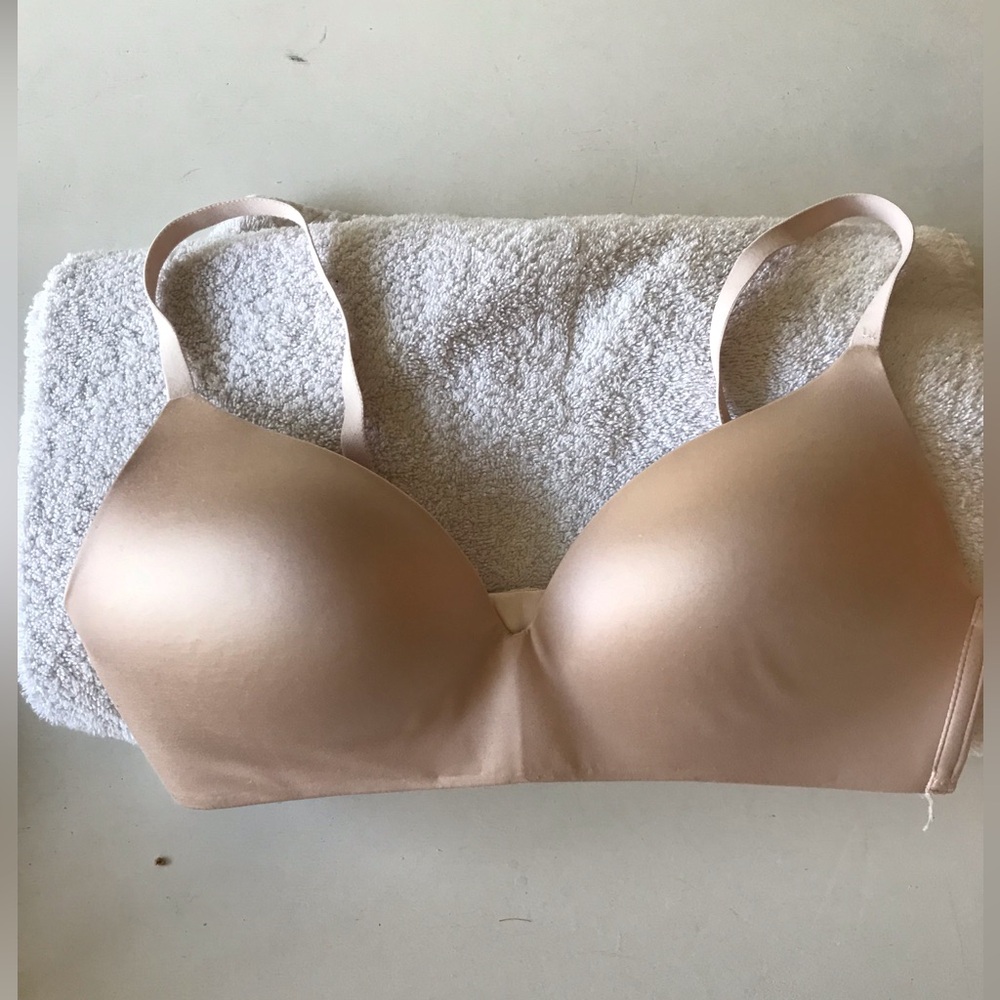 Lasenz Large Bra - Picture 1 of 4